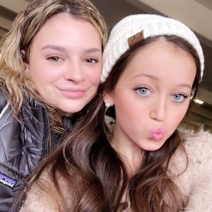 Meet your Posher, Naomi